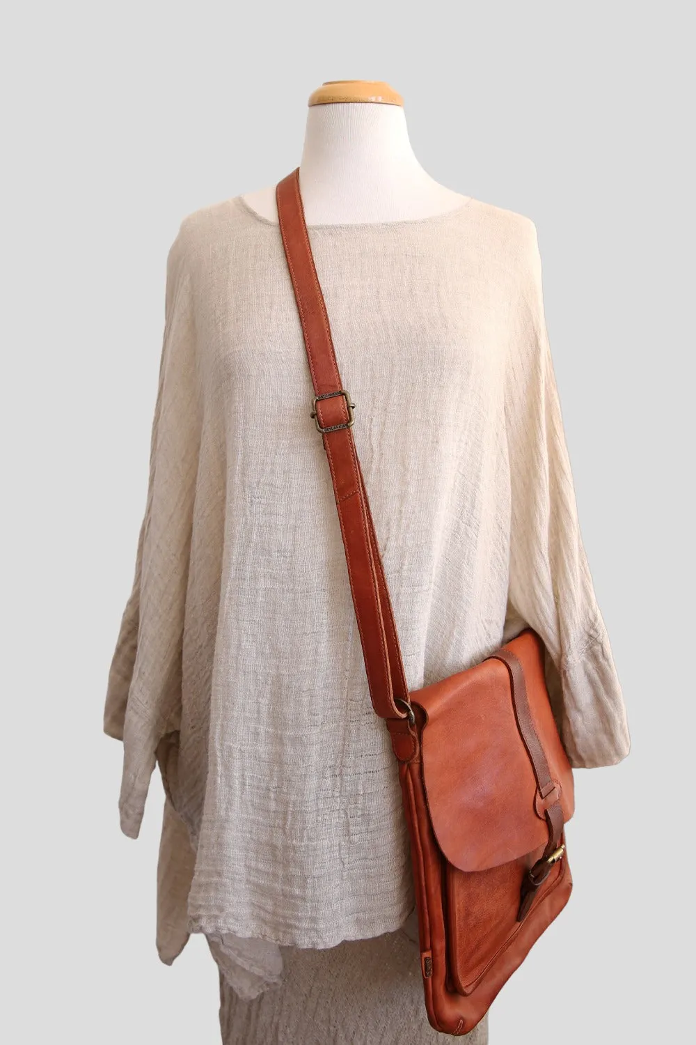 ART N' VINTAGE HUDSON BUCKLE TAN BAG