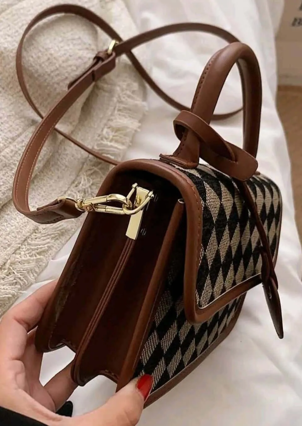 Bag - Shoulder - two tone stunning geo