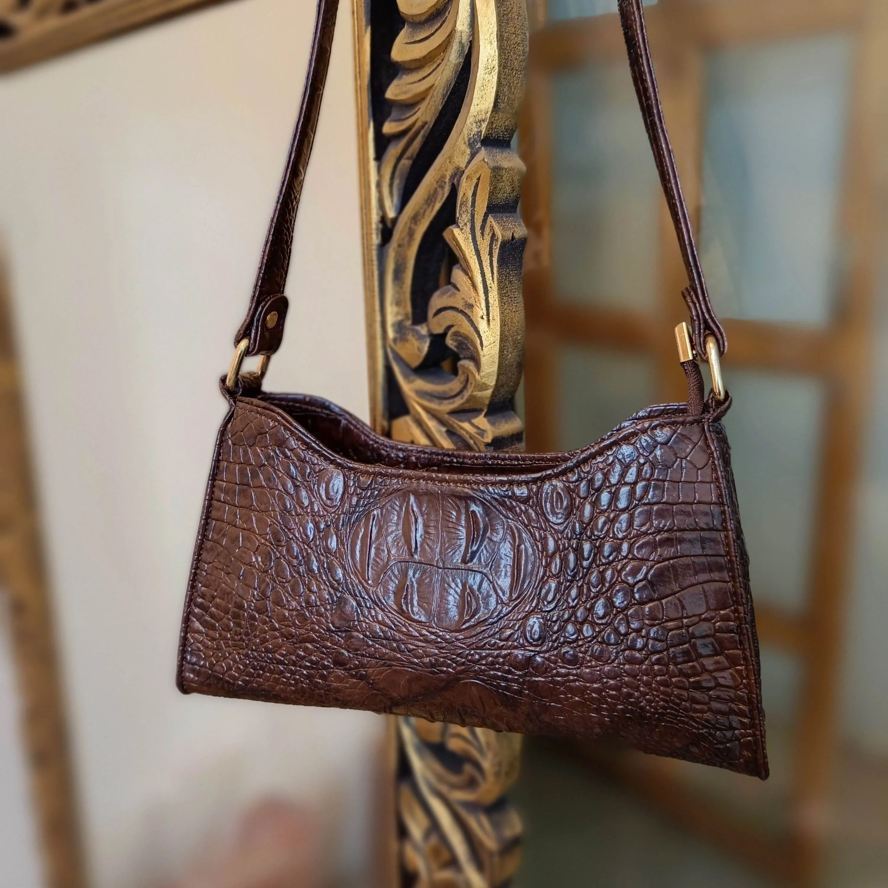 Croco Pattern Shoulder Bag