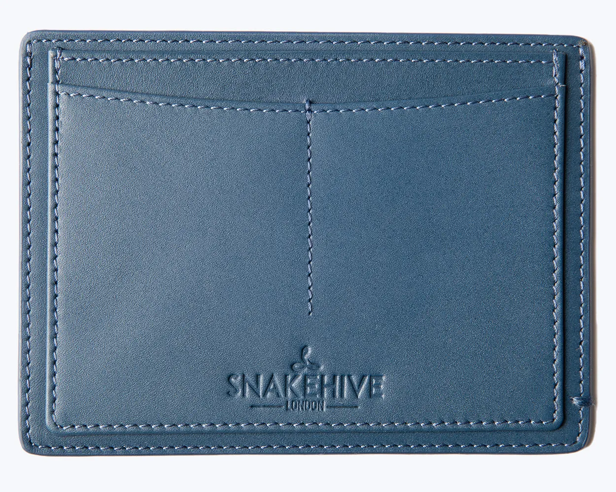 LEATHER PASSPORT HOLDER - THE ESSENTIAL COLLECTION