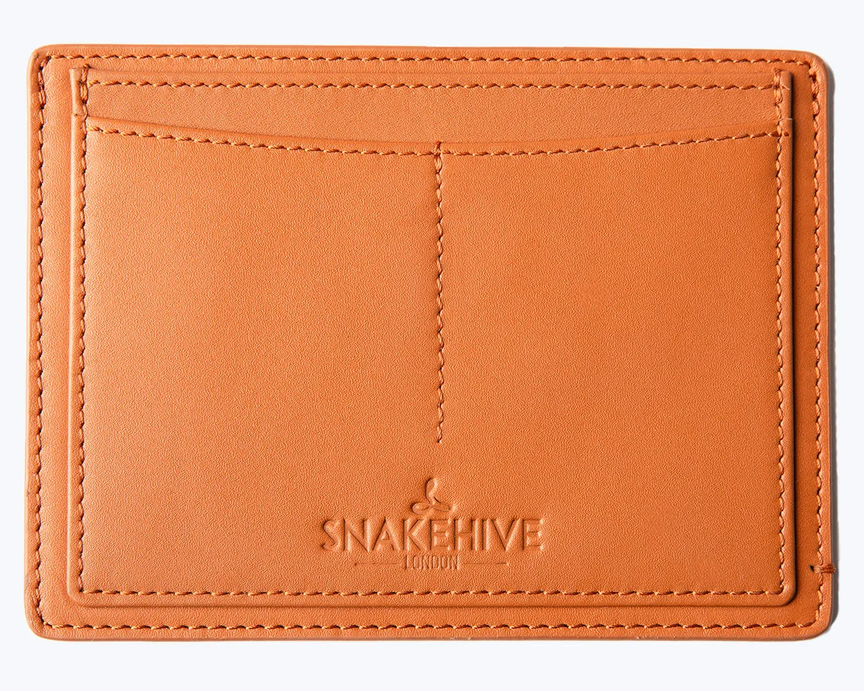 LEATHER PASSPORT HOLDER - THE ESSENTIAL COLLECTION