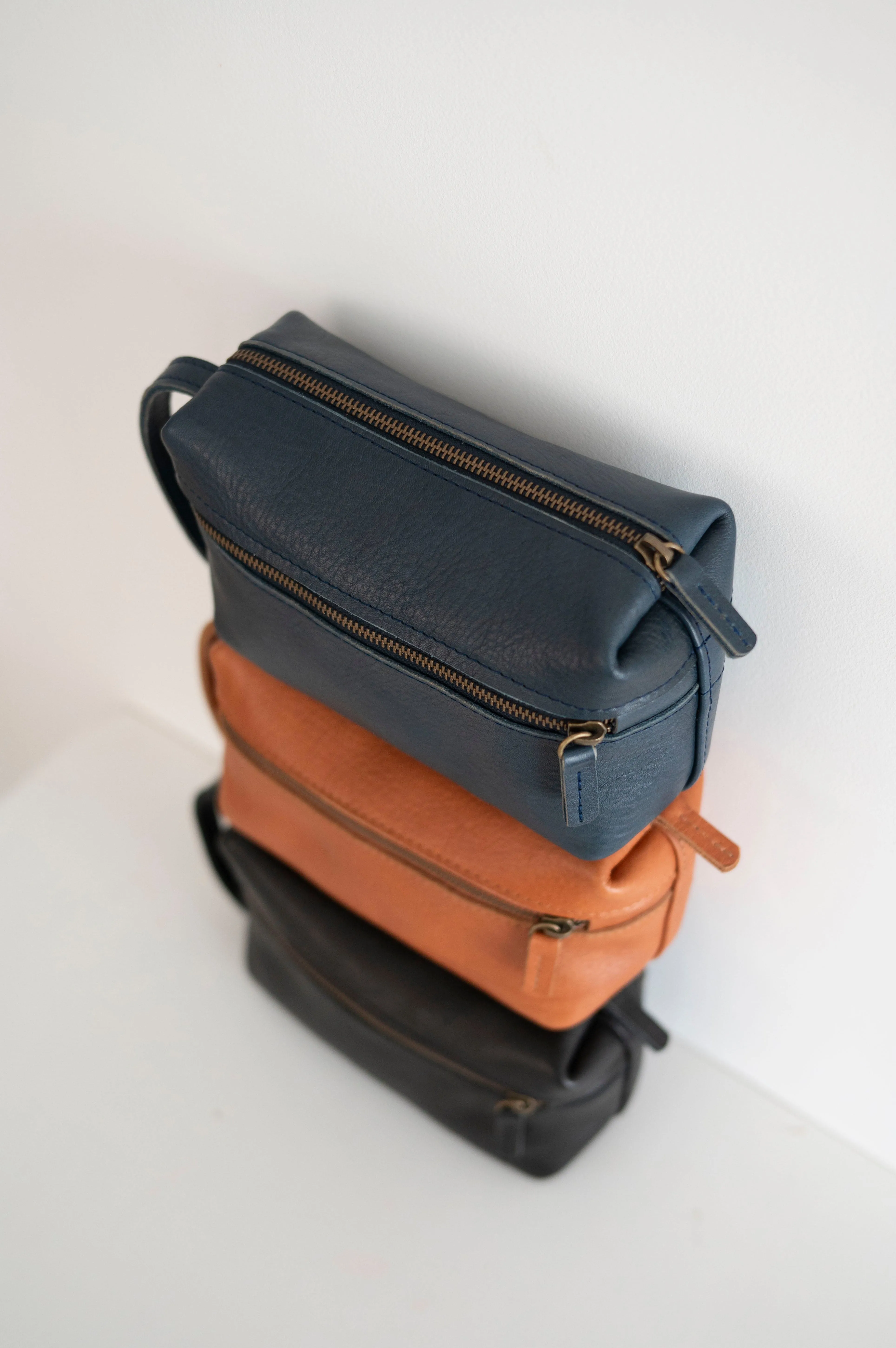 Leather toiletry bag - Rivera