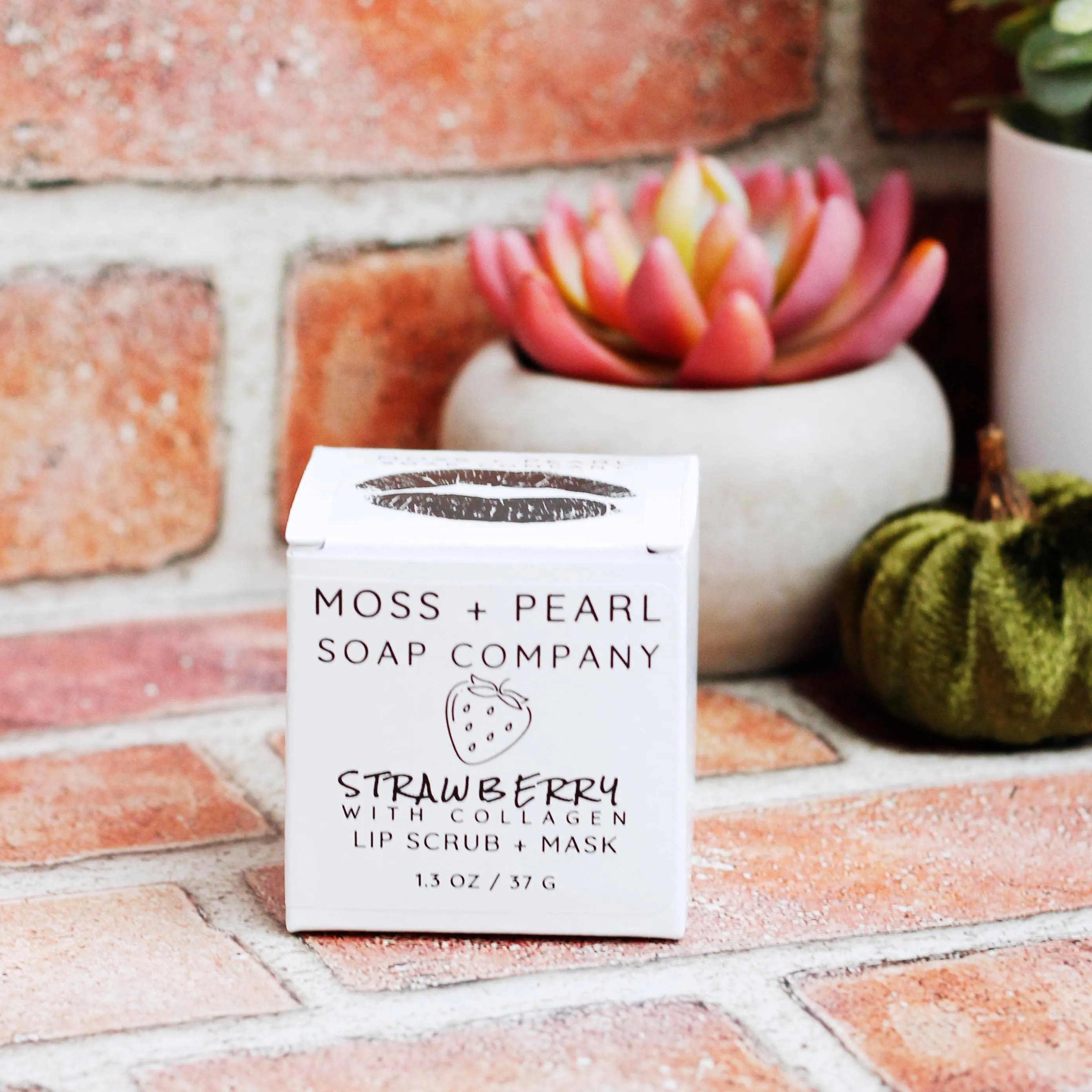 Moss   Pearl Soap Company- Exfoliating & Nourishing Lip Scrub