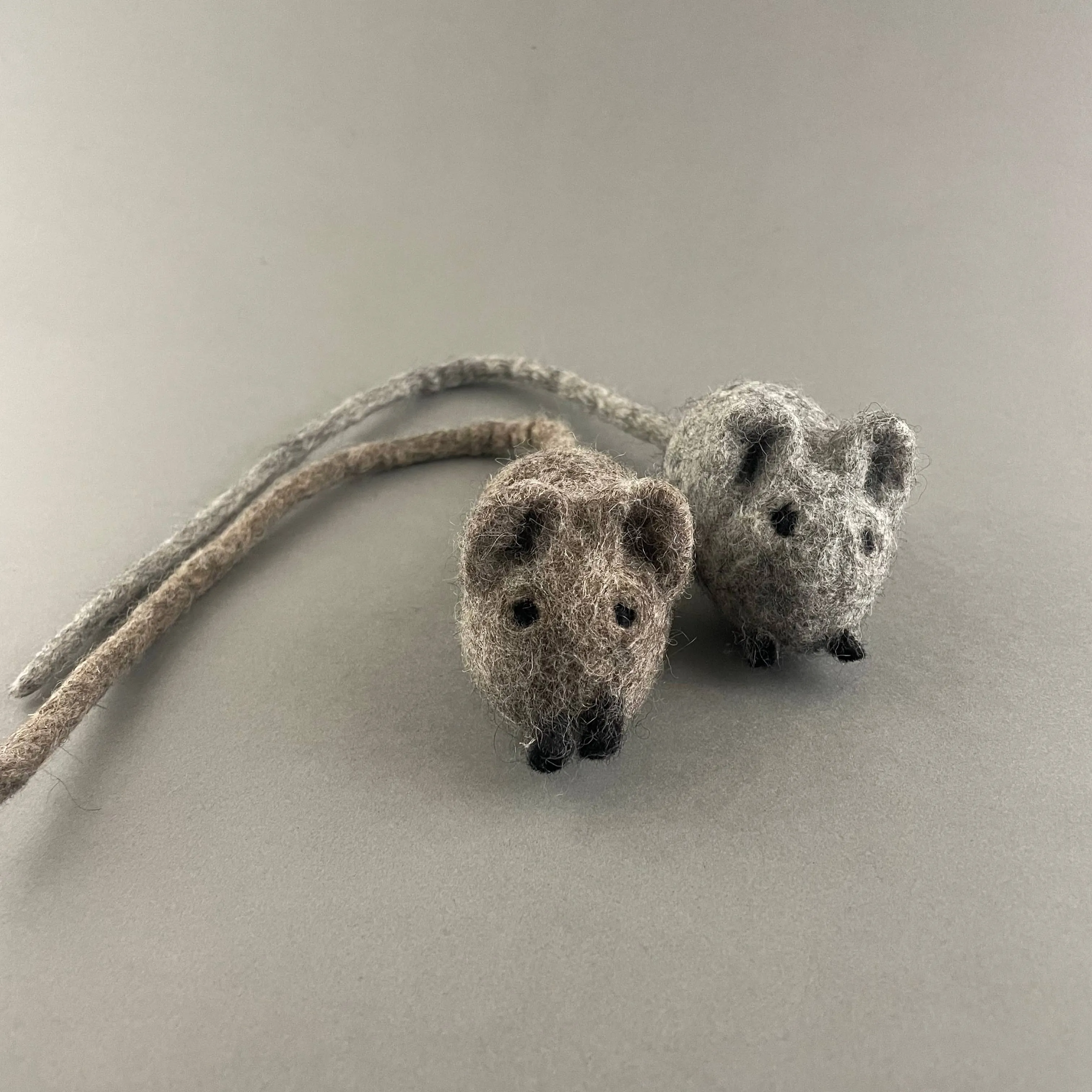 Whisker Whimsy: Handmade Cute Cat Mouse Toy for Your Furry Friend